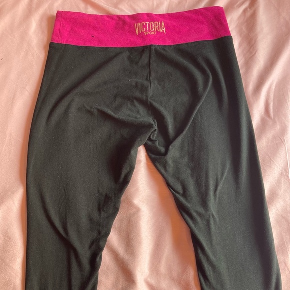 Victoria's secret pink and black legging - Picture 1 of 1